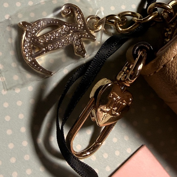 Juicy Couture Drama Queen Mirror Wallet NWT - Picture 3 of 8